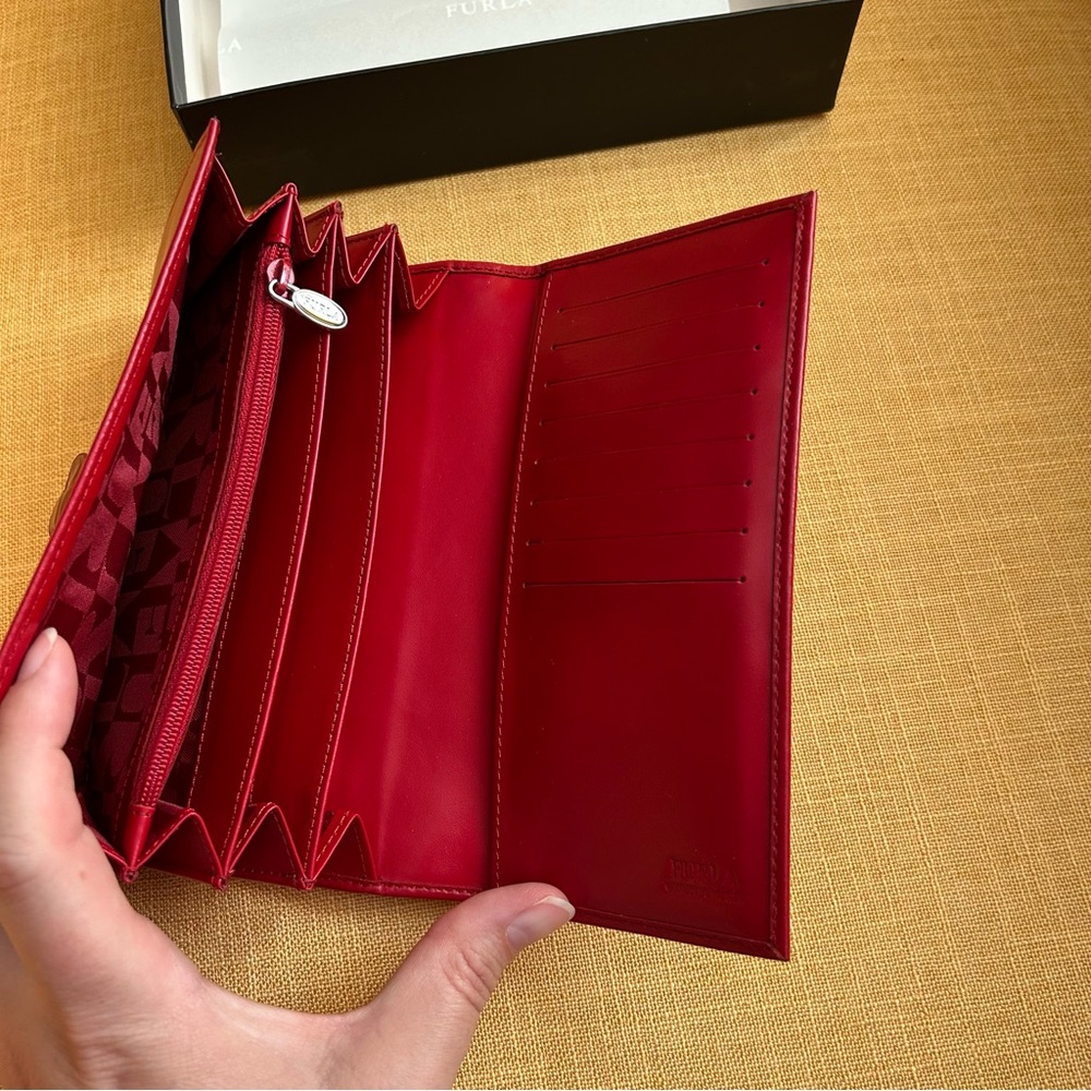 Furla Bloom Wallet Red Leather - Picture 9 of 14